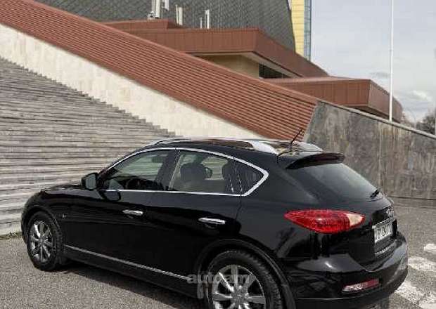 Infiniti QX50