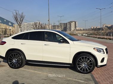 Mercedes-Benz GLE 43 AMG  2018 