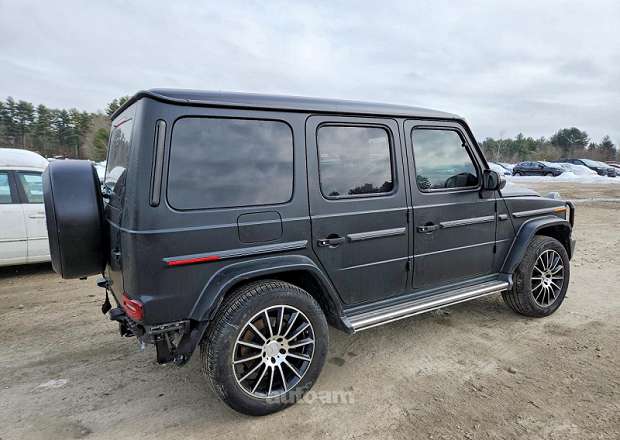 Mercedes-Benz G 550