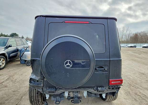 Mercedes-Benz G 550