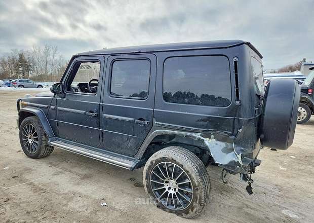 Mercedes-Benz G 550