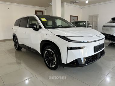 Toyota BZ3X 2025 — миниатюра 2