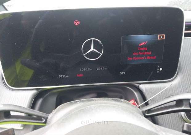 Mercedes-Benz EQE SUV