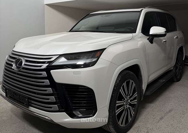 Lexus LX 600