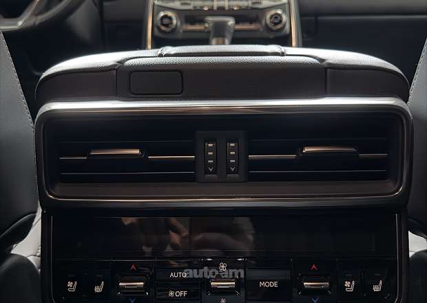 Lexus LX 600