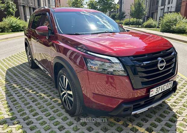 Nissan Pathfinder
