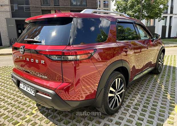 Nissan Pathfinder