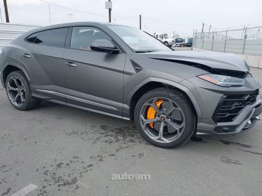 Lamborghini Urus  2021 