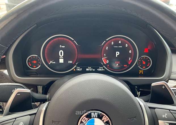BMW X5 2018 — լուսանկար 7