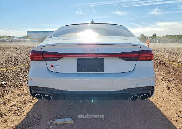 Audi S7