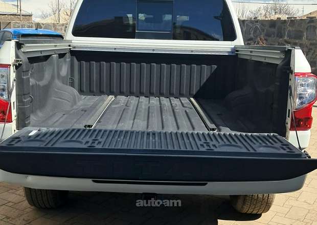 Nissan Titan 2020 — լուսանկար 3