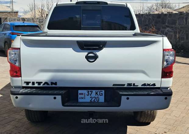 Nissan Titan 2020 — լուսանկար 6