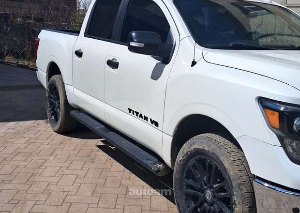 Nissan Titan 2020 — լուսանկար 5
