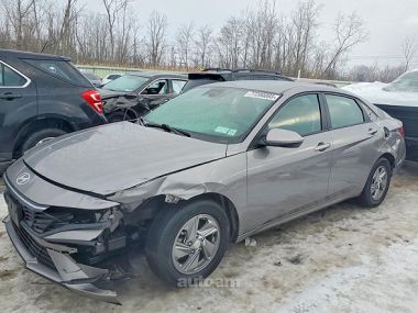 Hyundai Elantra  2023 