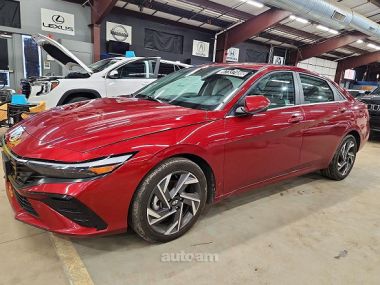 Hyundai Elantra  2024 