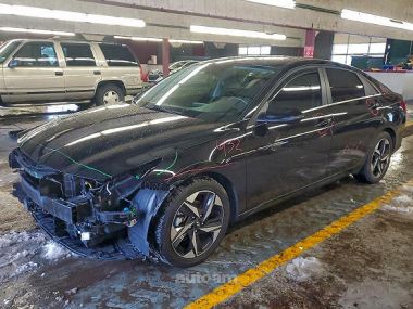 Hyundai Elantra  2020 