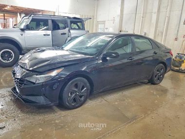 Hyundai Elantra  2020 