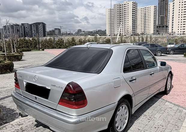 Mercedes-Benz C 200