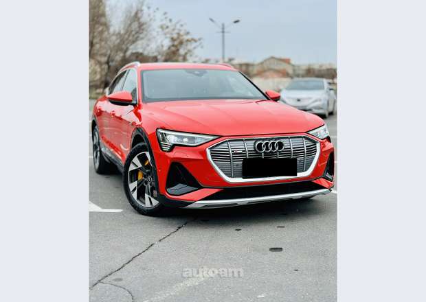 Audi e-tron