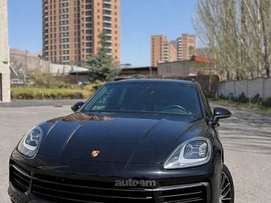Porsche Cayenne  2022 