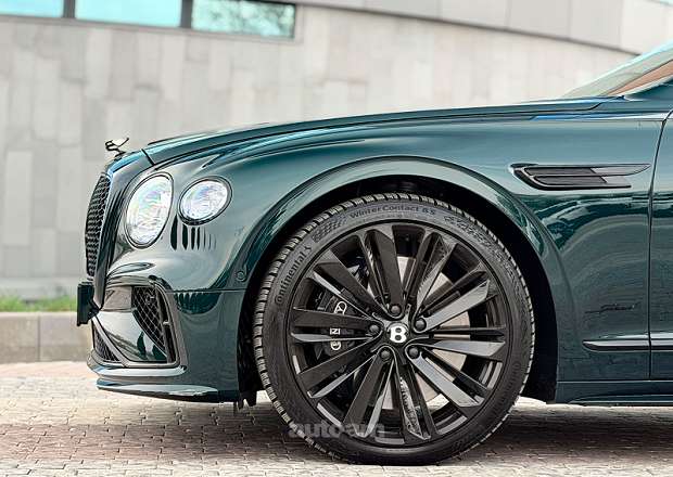Bentley Flying Spur 2025 — фото 15