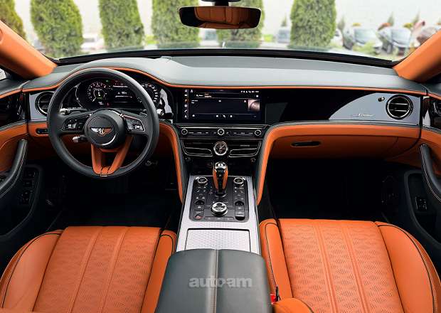 Bentley Flying Spur 2025 — фото 12