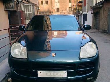 Porsche Cayenne  2003 