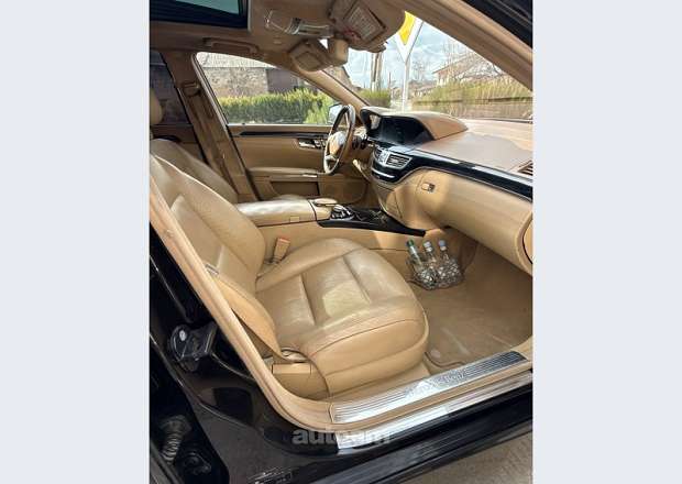Mercedes-Benz S 500