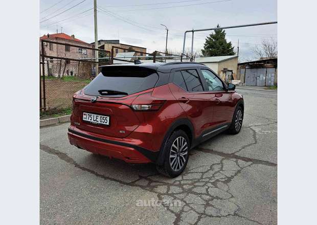 Nissan Kicks