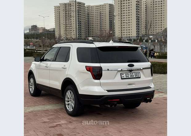 Ford Explorer