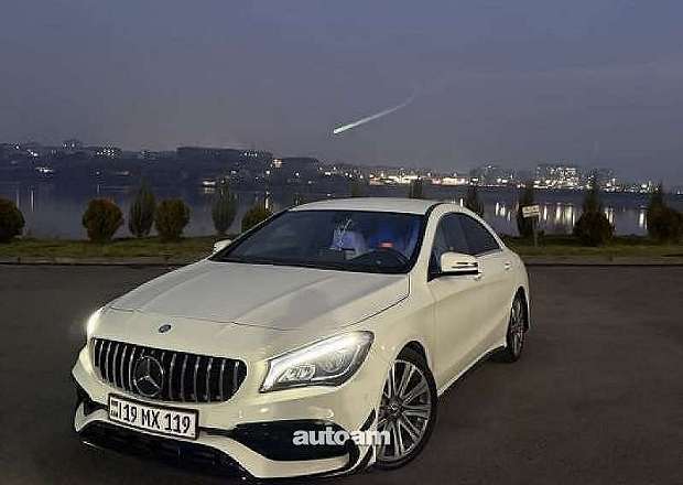 Mercedes-Benz CLA 250
