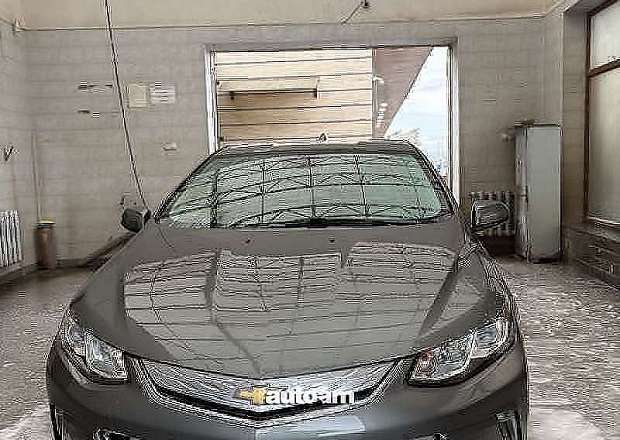 Chevrolet Volt 2017 — photo 4