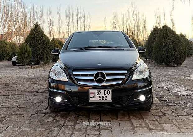 Mercedes-Benz B 170