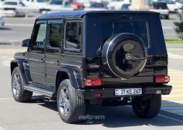 Mercedes-Benz G 500