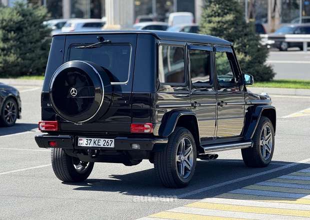 Mercedes-Benz G 500