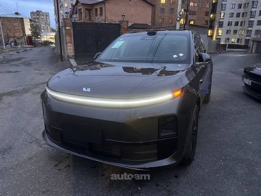 Lixiang Li L6 2025 — миниатюра 1