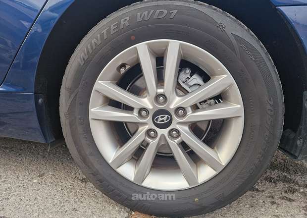Hyundai Sonata 2015 — լուսանկար 12
