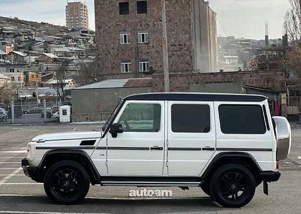 Mercedes-Benz G 500