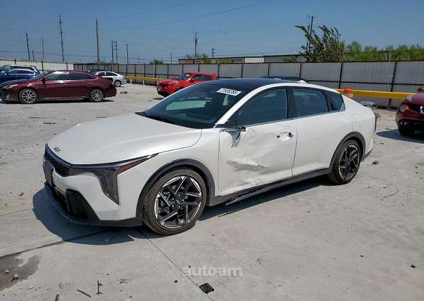 Kia K4