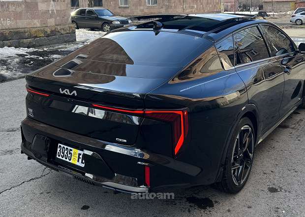 Kia K4
