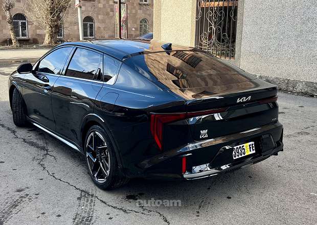 Kia K4