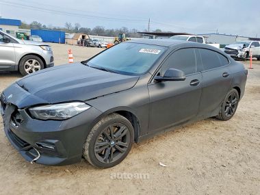 BMW 228  2021 
