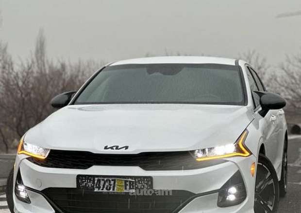 Kia K5