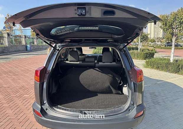 Toyota Rav 4 2014 — լուսանկար 12
