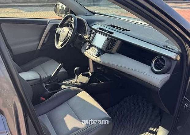 Toyota Rav 4 2014 — լուսանկար 8