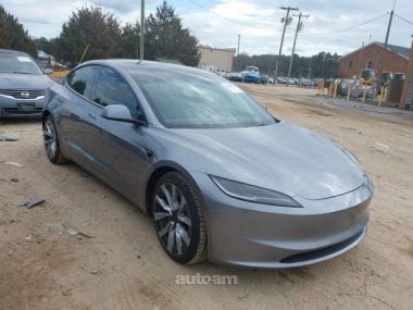 Tesla Model 3  2025 