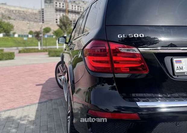 Mercedes-Benz GL 500