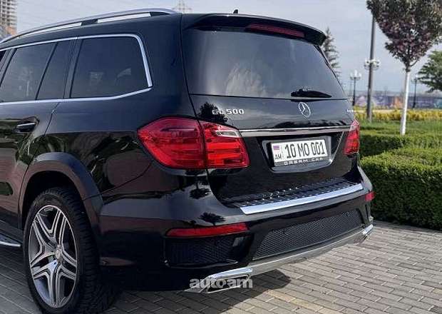 Mercedes-Benz GL 500