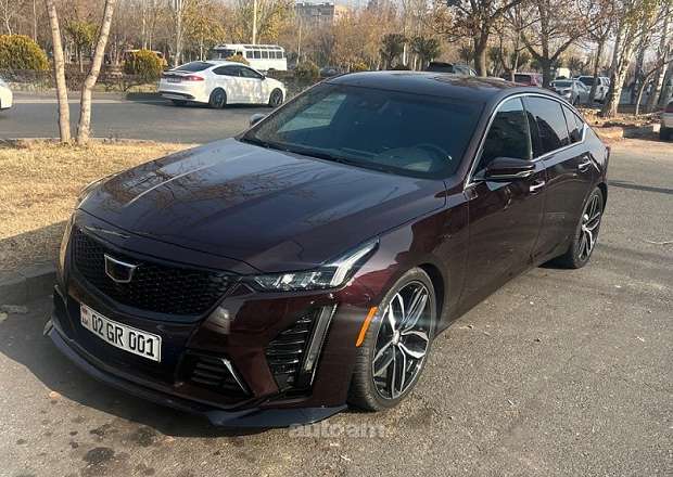 Cadillac CT5