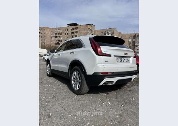 Cadillac XT4